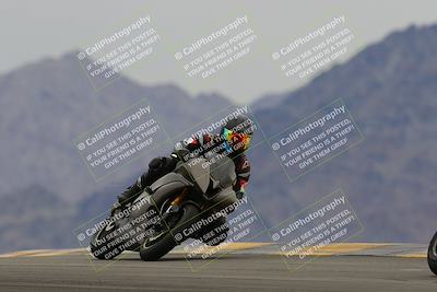 media/Jan-14-2023-SoCal Trackdays (Sat) [[497694156f]]/Turn 9 Set 2 (1130am)/